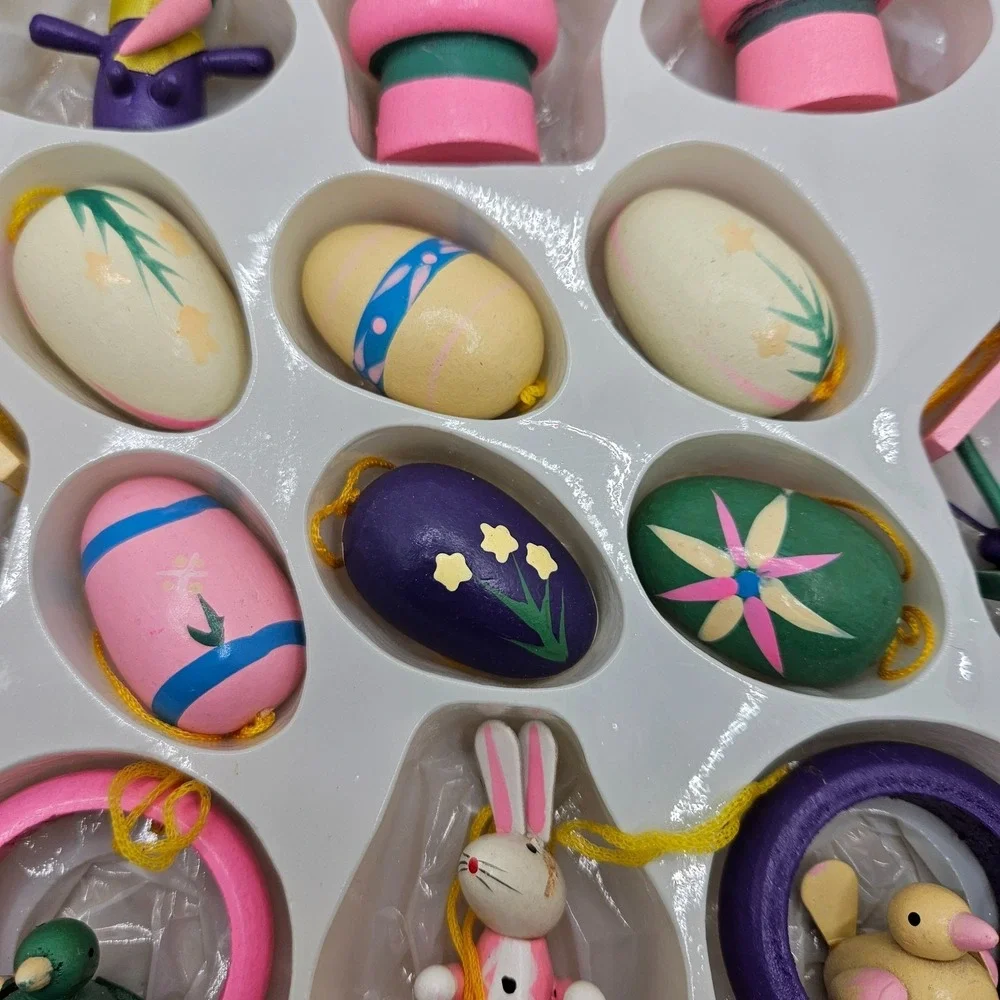 Vintage Wooden Easter Ornament Set 17 Pc Bunny Egg Bird Spring Decor Box